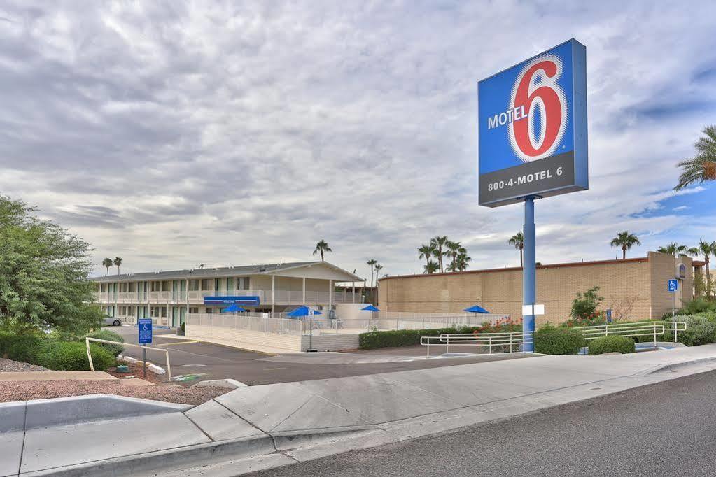 Motel 6-Youngtown, Az - Phoenix - Sun City Экстерьер фото