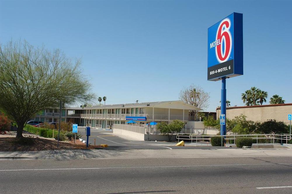 Motel 6-Youngtown, Az - Phoenix - Sun City Экстерьер фото